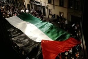 درگیری پلیس ایتالیا با حامیان فلسطین/ هواداران ایتالیایی هنگام پخش سرود اسرائیل، هو کردند/ ویدئو

