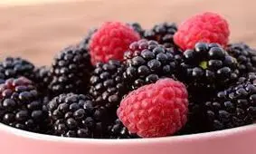 برای تقویت لثه مصرف این میوه را فراموش نکنید