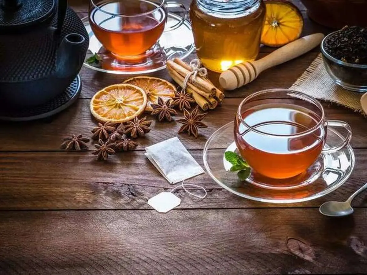 عوارض مصرف افراطی دمنوش ها در طب سنتی