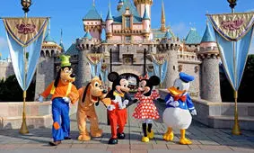 والت دیزنی و کارتون‌هایی مناسب کودکان یک تا ۱۰۰ سال!