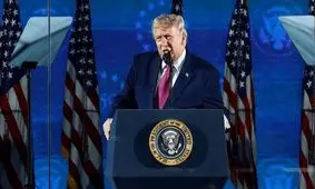 ترامپ با اشاره به جنگ با ایران، از تیراندازی در شیکاگو انتقاد کرد/ عکس