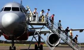 چرا از سمت چپ وارد هواپیما می شویم؟