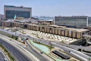 آیا پروژه ایرانمال که با بانک آینده مرتبط است به مزایده گذاشته میشود؟