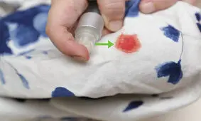 شستشوی لکه خون خشک شده از سطوح مختلف