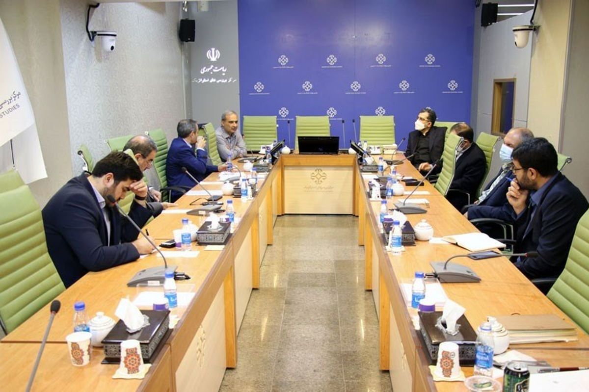 تهیه پیشنویس اولیه بسته سیاستی نخبگان از سوی مرکز بررسیهای استراتژیک