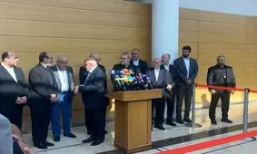 دبیر شورای عالی امنیت ملی ایران وارد بیروت شد/ لاریجانی: در همه شرایط در کنار مردم عزیز لبنان خواهیم بود