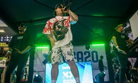  اتفاق عجیب در کنسرت رپر معروف برزیلی/ ویدئو