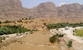 غافلگیری در سیل ناگهانی/ لحظاتی مرگبار از سیل شدید در استهبان/ ویدئو