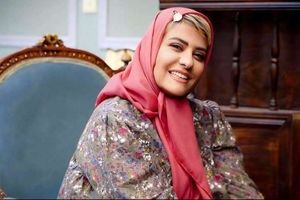 استایل شاد و نوجوانانه رابعه اسکویی در مراسم فرش قرمز
