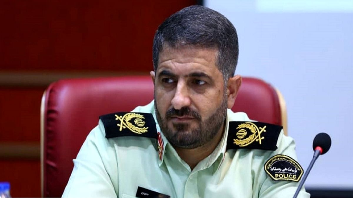 پلیس: ۱۶ نفر از سرشاخهها و اخلالگران بازار ارز فردایی و طلا دستگیر شدند
