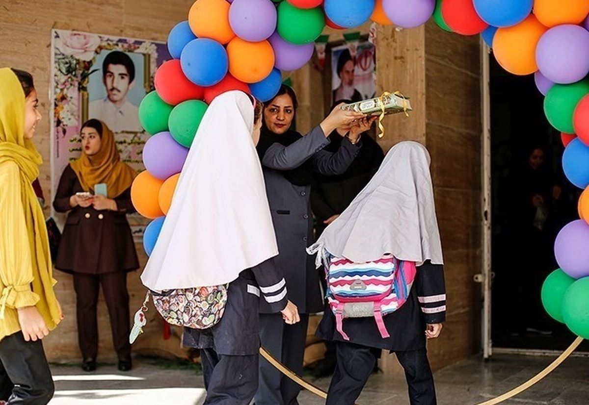آموزش و پرورش: هنوز ۷۹۰ هزار دانشآموز در مدارس ثبتنام نکردهاند