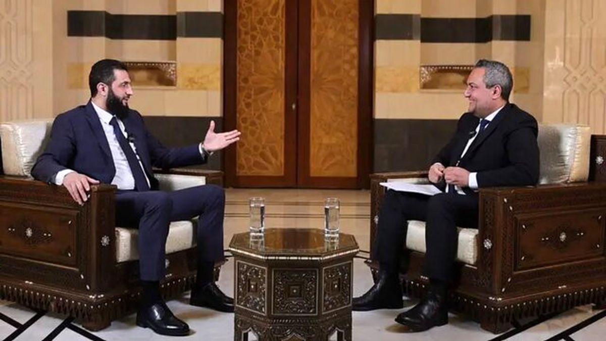 الجولانی: سوریه نمیتواند با کشور بزرگی مانند ایران قطع ارتباط کند