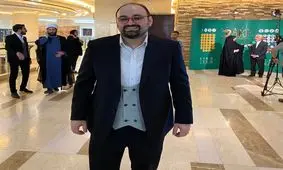 اجرای مجید افشاری، استندآپ کمدین در مراسم جشن ۲۵ میلیونی خبرفوری/ ویدئو
