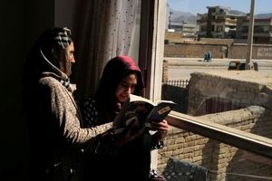 طالبان تحصیلات دانشگاهی زنان را به حالت تعلیق درآورد