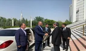 وزیر امور خارجه وارد ترکمنستان شد


