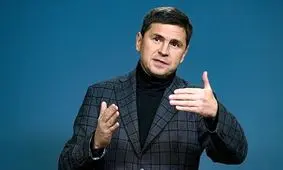 مشاور زلنسکی مدعی ارتباط انفجار اصفهان با جنگ اوکراین شد