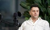 سلفی دیدنی علی ضیاء برای تولد مادرش با متن عاشقانه 
