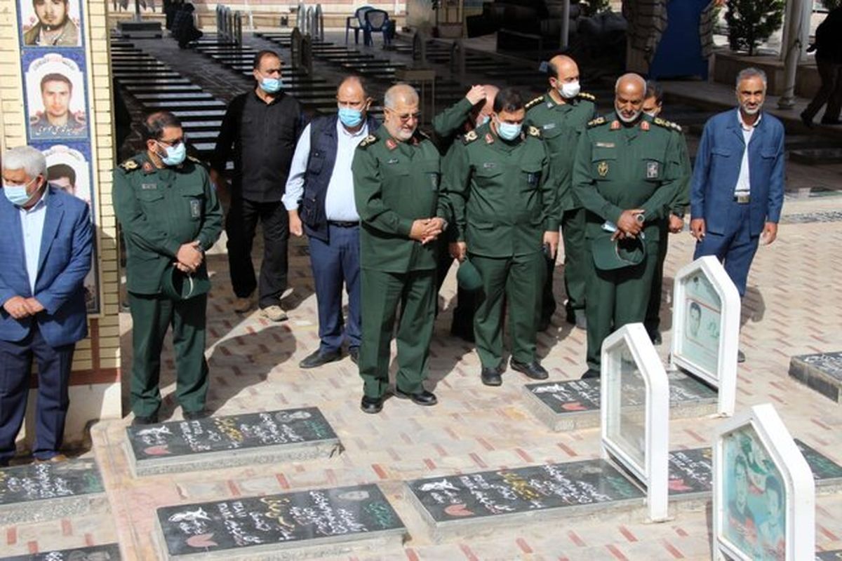 تمام سران آمریکا اگر کشته شوند تقاص خون حاج قاسم پس داده نمیشود