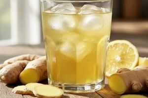 ۷ فایده شگفتانگیز آب زنجبیل