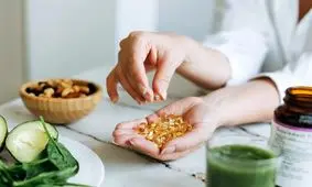 بهترین دما و روش درست نگهداری دارو در خانه که باید بدانید