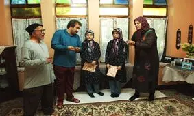  سفر در زمان؛ «سارا و نیکا» سریال پایتخت 4 در کنار مادرشان و در کودکی؛ دهه 80 