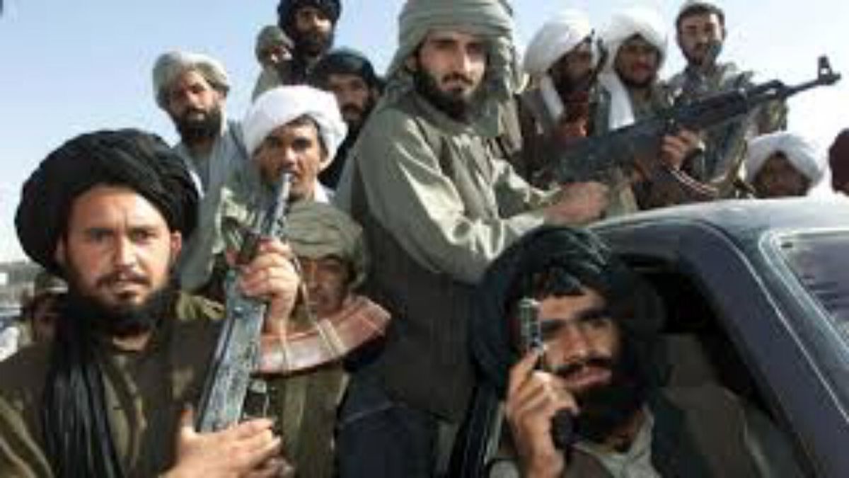 چند نظامی پیشین از صفوف طالبان اخراج شدند