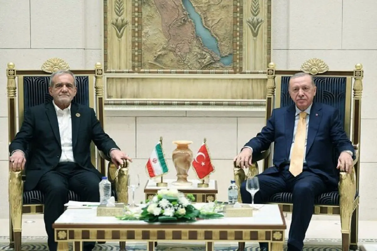 اردوغان؛ برنده توافق ایران و آمریکا/  منافع تجاری - امنیتی ترکیه از توافق اسلام آباد/  نقشه ترامپ درباره کُردها چطور خنثی شد؟/ آنکارا میان تهران و واشنگتن موازنه ایجاد می‌کند

