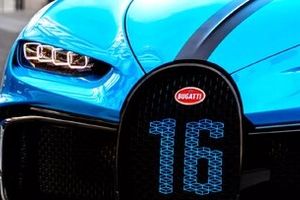 تصادف وانت با بوگاتی، ۳۵ میلیارد تومان خسارت زد/ تصاویر