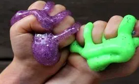 انواع خمیر بازی و فواید آنها برای کودکان