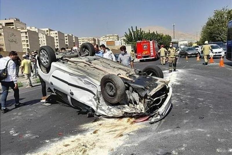 حوادث جادهای؛ کشته و زخمی شدن ۵٨ نفر در یک شب