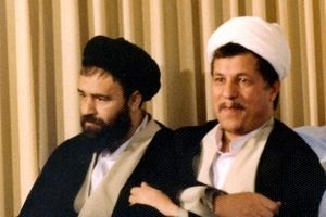 توضیح خواستن حسن‌ خمینی از خاتمی و هاشمی، در مورد شایعه دخالت قاتلان قتل های زنجیره‌ای در مرگ حاج‌‍‌ احمدآقا