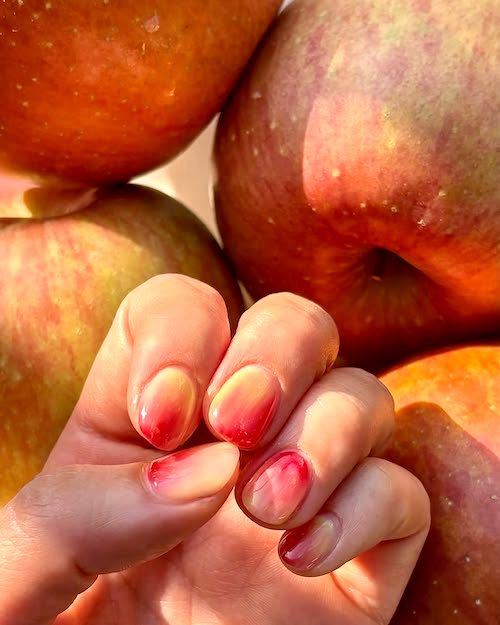 طرح ناخن میوه‌ای