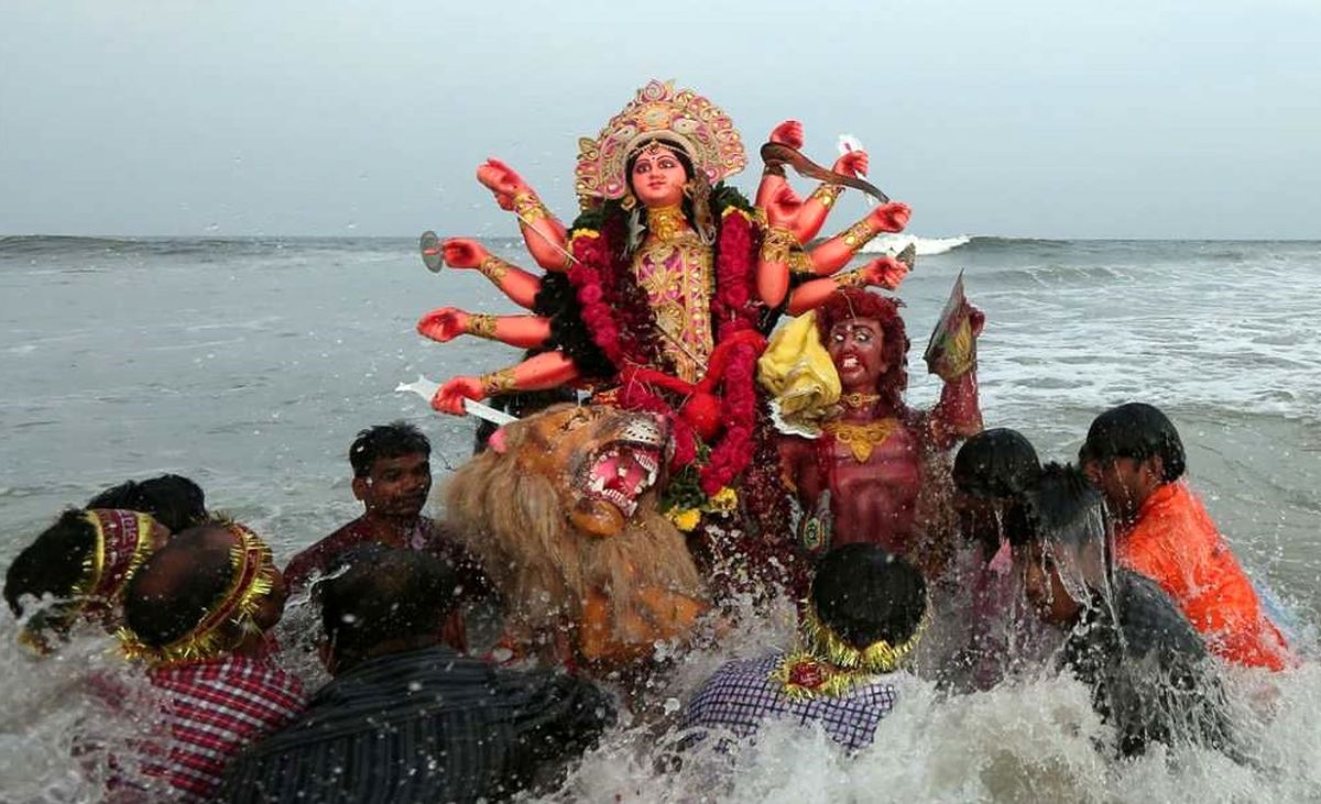 غرق شدن 133 هندی در مراسم «چات پوجا »