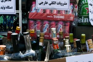 کشف ۶۸ هزار بطری نوشیدنی الکلی در تهران