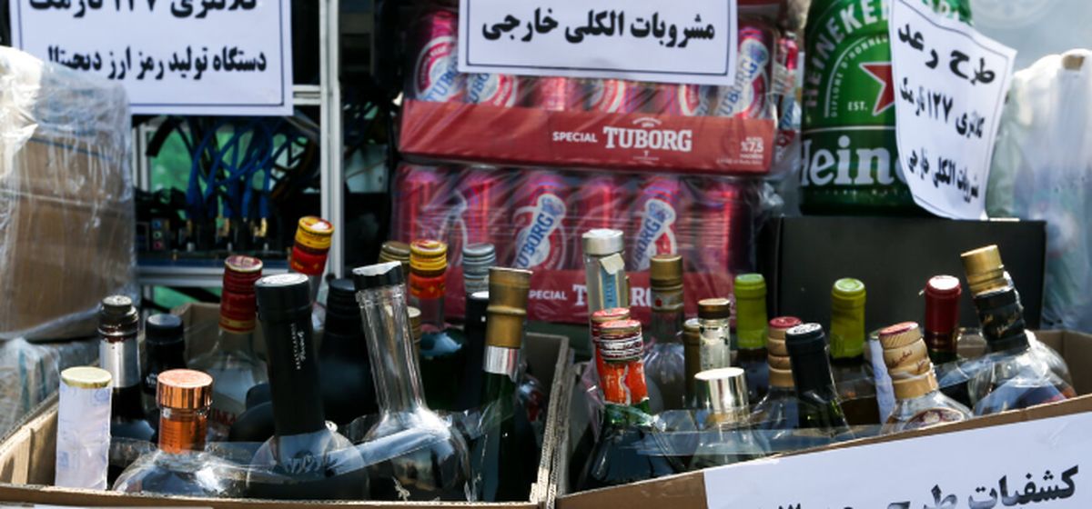 کشف ۶۸ هزار بطری نوشیدنی الکلی در تهران