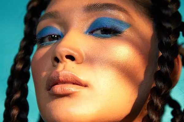 رنگ زیر چشم