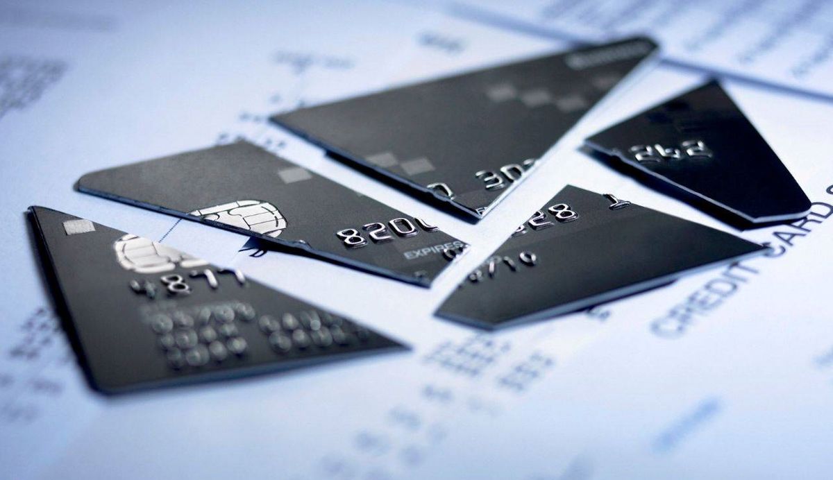 وضعیت قرمز بانکها/ خطر ورشکستگی بسیاری از آنها