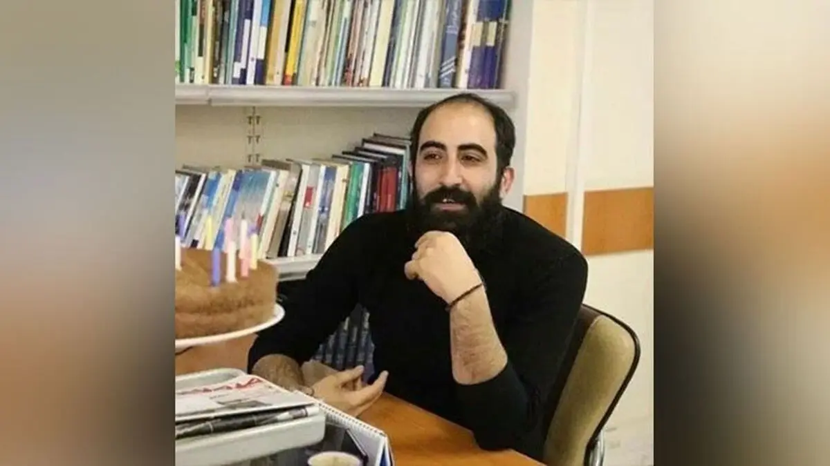  امیرعباس آزرم‌وند، روزنامه‌نگار آزاد شد

