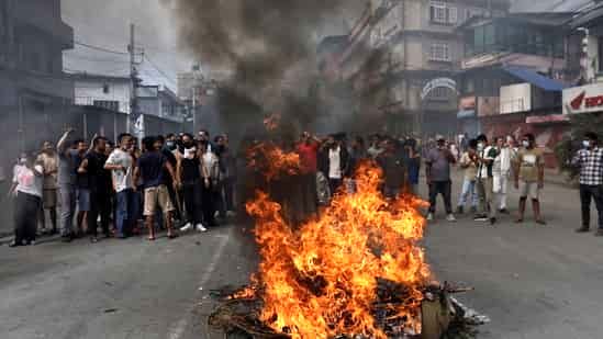 NEPAL-PROTESTS--8_1757394115420_1757394126319
