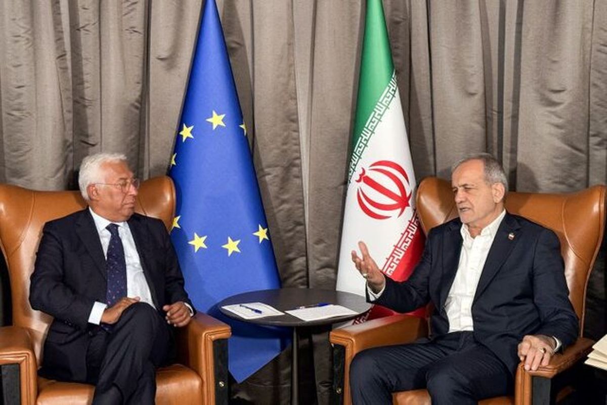 رئیس جمهور: مسئول وضعیت فعلی کسانی هستند که از توافق برجام خارج شدند