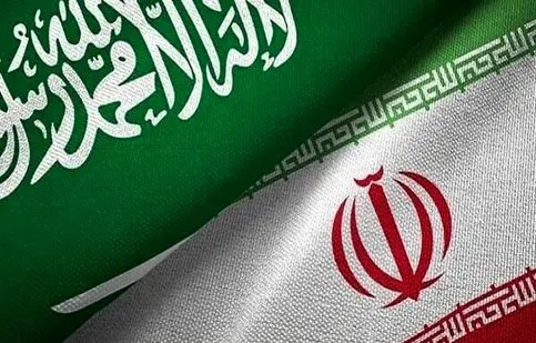 تحلیلگر سعودی : ایران بسیار قدرتمند است/ ویدئو