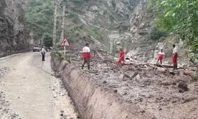 گم شدن ۳ نفر در سیل جاده چالوس