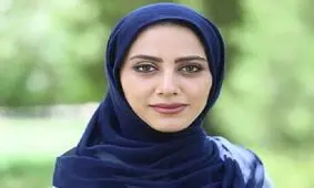 مونا فرجاد با لباس عروس به کمک گلاب آدینه شتافت/ عکس