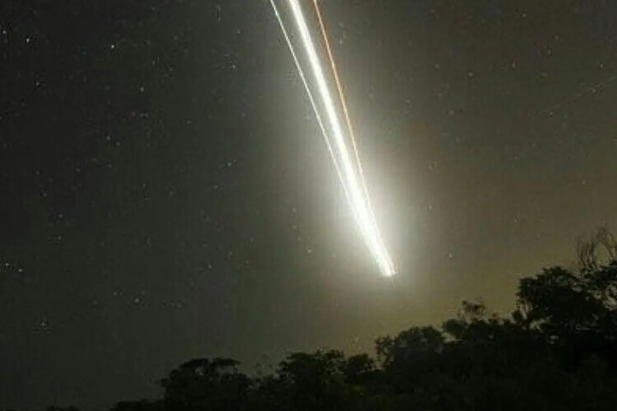 لحظه سقوط شهاب‌ سنگ بزرگ در مرز ترکیه/ ویدئو