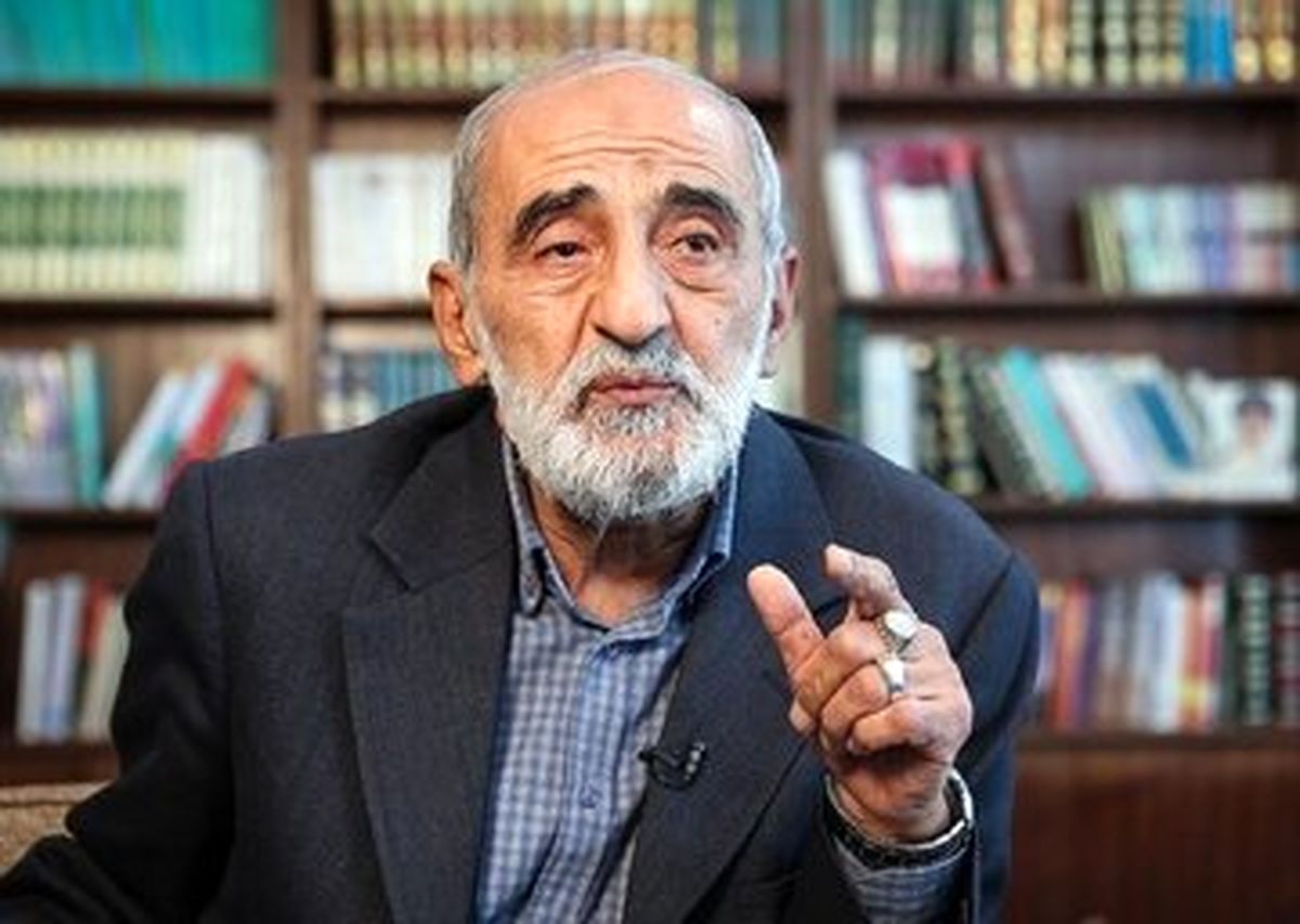 شریعتمداری هم قبول کرد اروپا از خود اختیاری ندارد