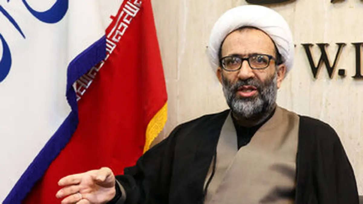 عضو هیئت‌رئیسه مجلس: ترامپ شکست عشقی خورده و هذیان می‌گوید!