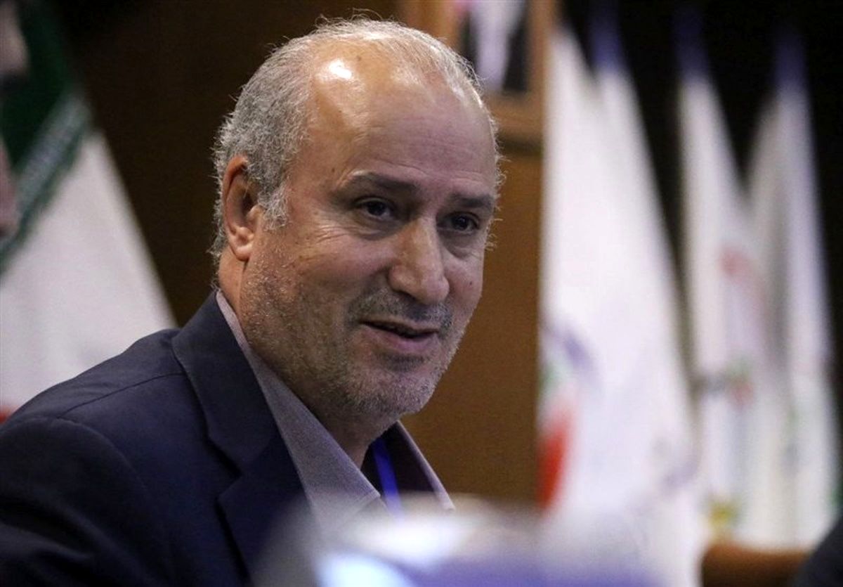 تاج: دو دستگاه VAR در ایران میماند