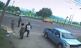 لحظه جدا شدن روح از بدن یک زن در تصادف رانندگی/ فیلمی که جهان را تکان داد/ ویدئو 