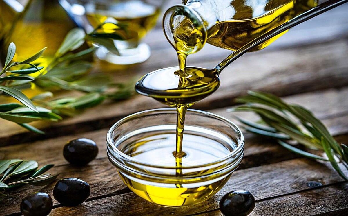 چگونه روغن زیتون اصل را از تقلبی تشخیص دهیم؟