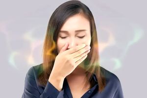 چرا با وجود مسواک زدن باز هم دهانمان بوی بد میدهد؟